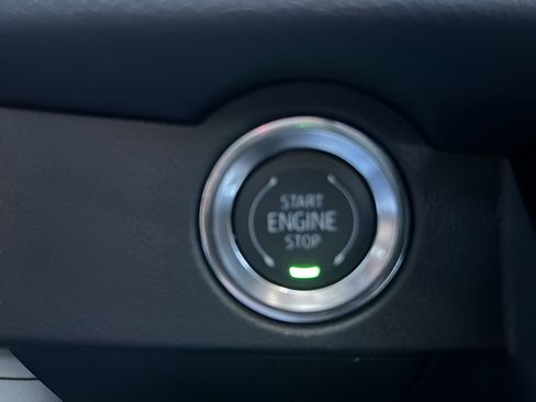 New 2026 Chevrolet Traverse LT image 16