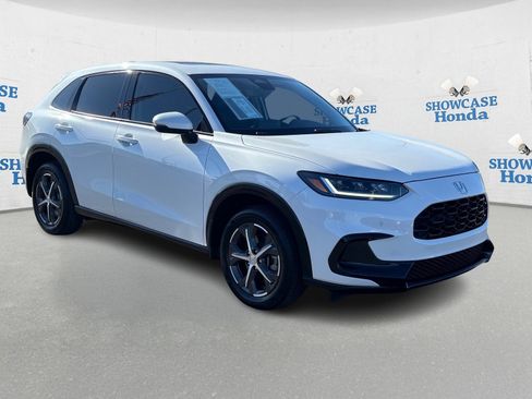 Used 2023 Honda HR-V EX-L image 10