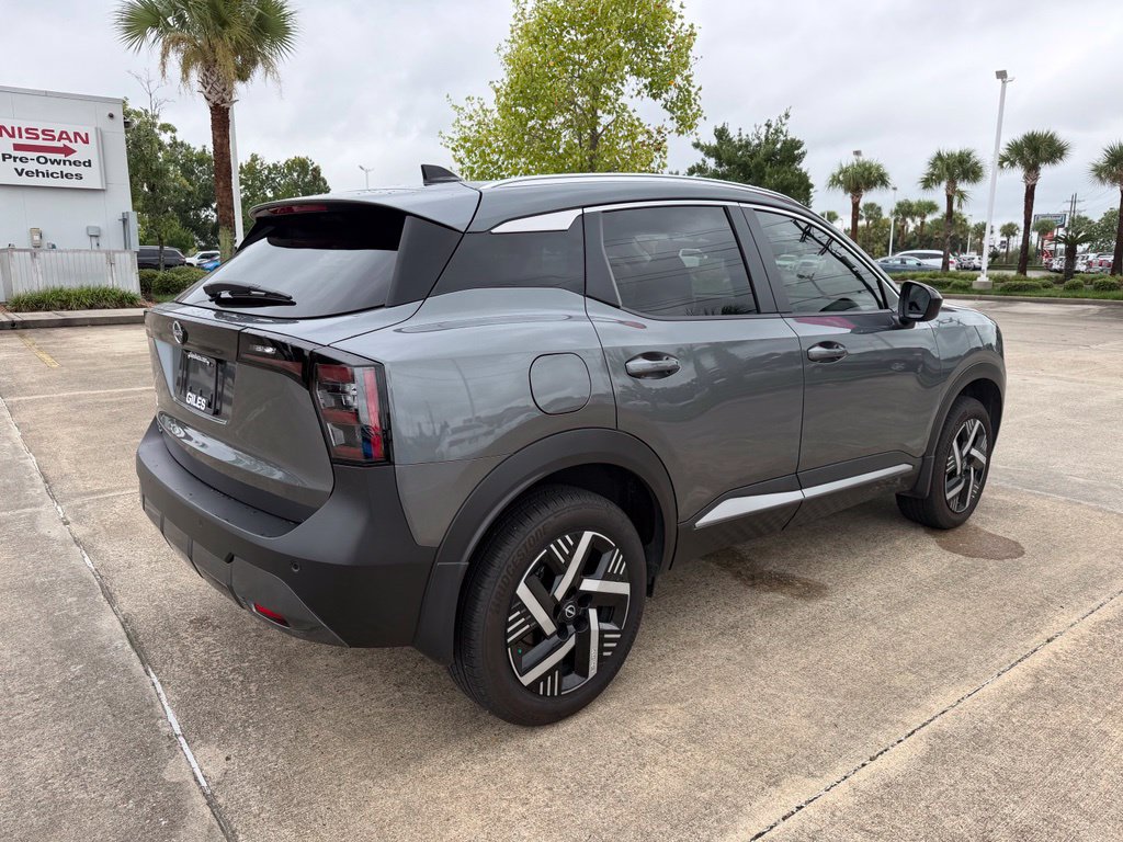 Used 2026 Nissan Kicks SV FWD image 5