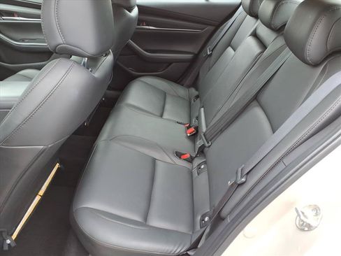Used 2024 MAZDA MAZDA3 s FWD image 13
