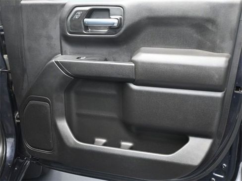 Used 2022 Chevrolet Silverado 1500 Custom image 31