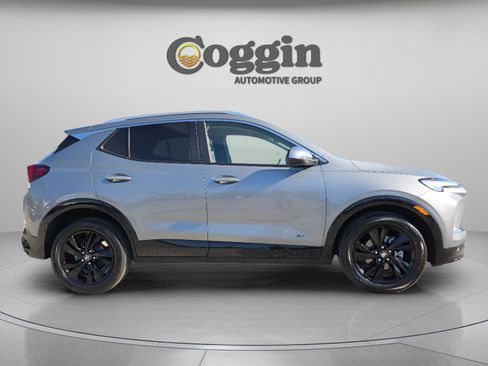 New 2026 Buick Encore GX Sport Touring image 6