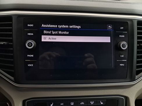 Used 2018 Volkswagen Atlas SE image 21