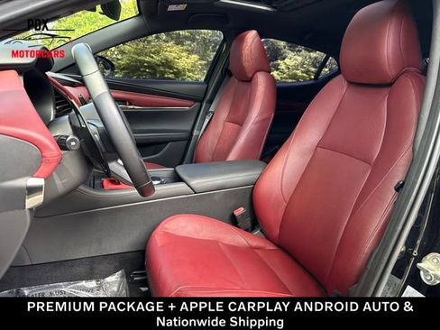 Used 2019 MAZDA MAZDA3 Hatchback w/ Premium Package FWD image 9