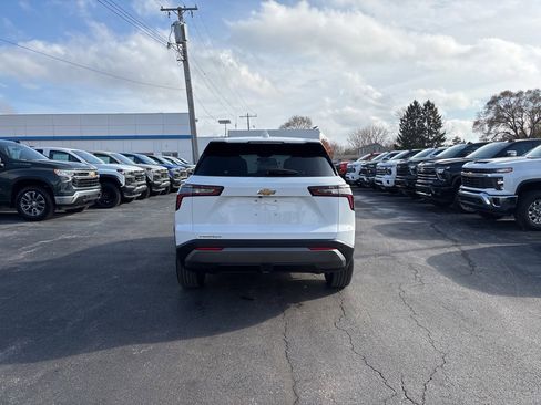 New 2026 Chevrolet Equinox LT image 5