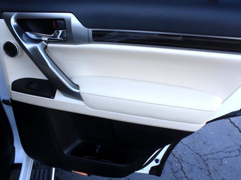 Used 2023 Lexus GX 460 Luxury w/ Sport Design Package image 39