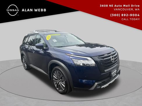 Used 2023 Nissan Pathfinder SL w/ SL Premium Package AWD/4WD image 1