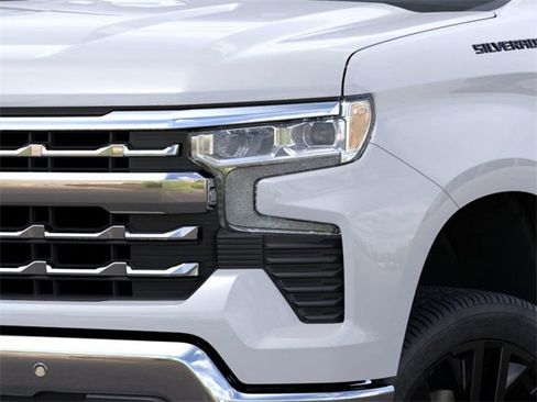 New 2026 Chevrolet Silverado 1500 LTZ w/ Technology Package AWD/4WD image 10