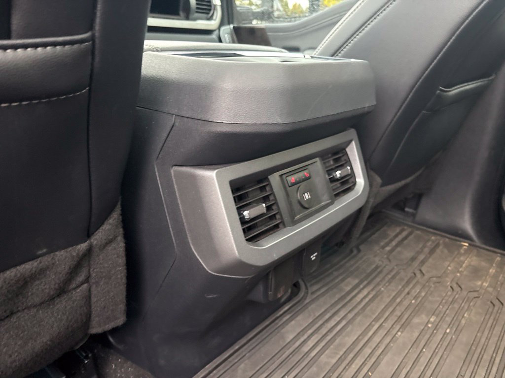 Used 2024 Ford F250 Lariat w/ Lariat Ultimate Package AWD/4WD image 18