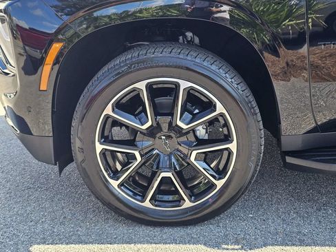 New 2026 Chevrolet Tahoe RST w/ RST Capability Package AWD/4WD image 13