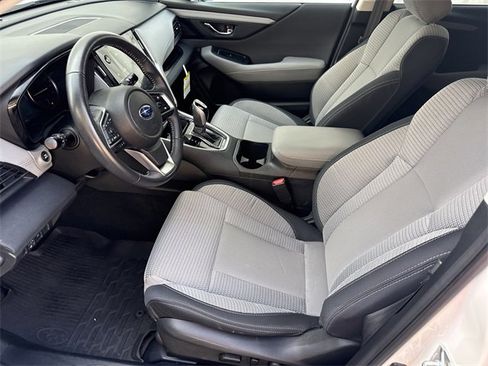 Used 2025 Subaru Outback Premium w/ Popular Package #1A image 11