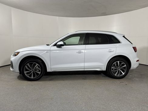 Used 2023 Audi Q5 2.0T Premium w/ Convenience Package AWD/4WD image 30