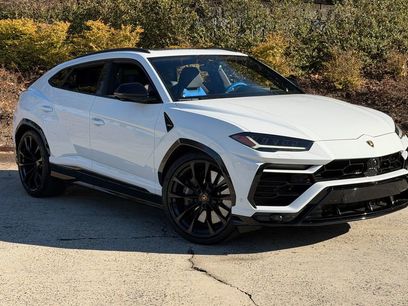 Used 2022 Lamborghini Urus