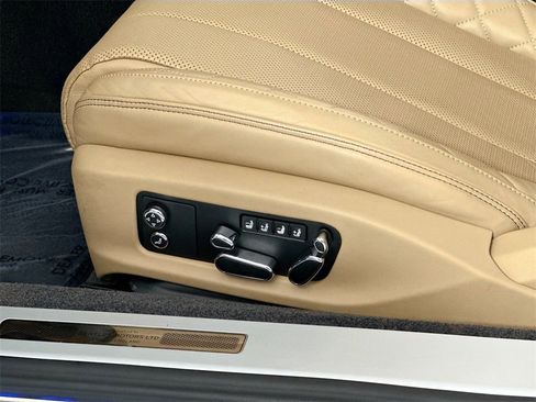 Used 2022 Bentley Continental GT image 22