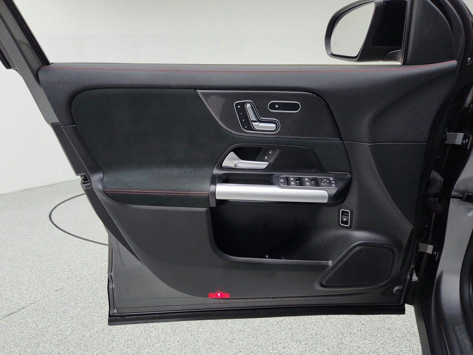 Used 2023 Mercedes-Benz GLA 250 image 25