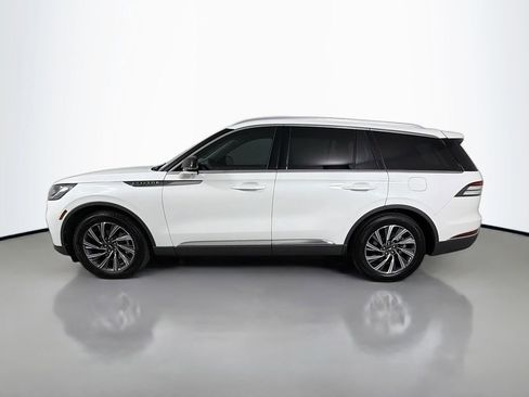 Used 2026 Lincoln Aviator 2WD image 8