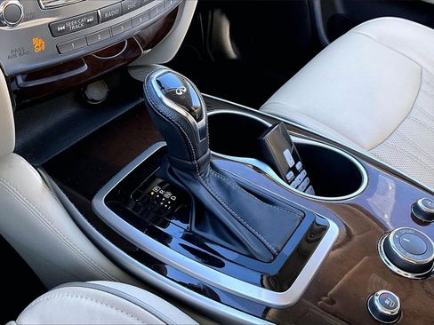 Used 2017 INFINITI QX60 Luxe w/ Deluxe Technology Package image 33