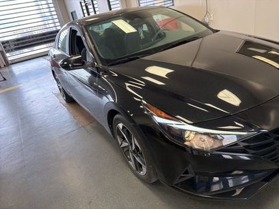 Used 2023 Hyundai Elantra SEL w/ Convenience Package