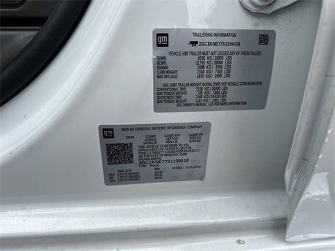 Used 2025 Chevrolet Silverado 2500 LT w/ Convenience Package image 33