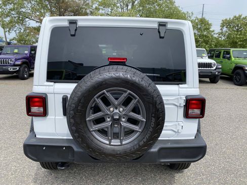 New 2026 Jeep Wrangler Unlimited Sport AWD/4WD image 4