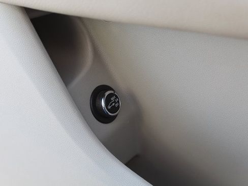 Used 2023 Cadillac XT4 Premium Luxury w/ Driver Assist Package image 36