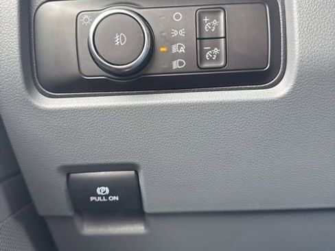 Used 2026 Ford F550 4x4 Regular Cab Super Duty image 20