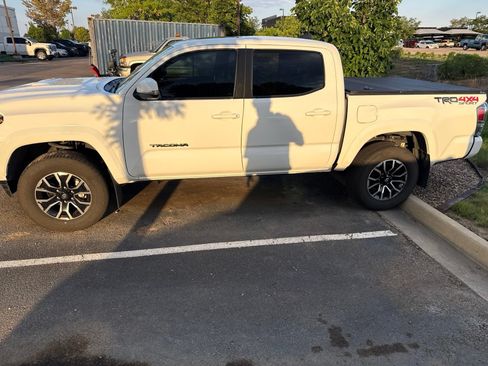 Used 2023 Toyota Tacoma TRD Sport w/ TRD Premium Sport Package AWD/4WD image 1