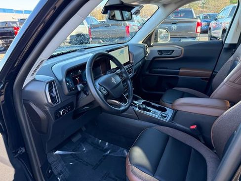 Used 2025 Ford Bronco Sport Outer Banks w/ Outer Banks Tech Package+ image 3