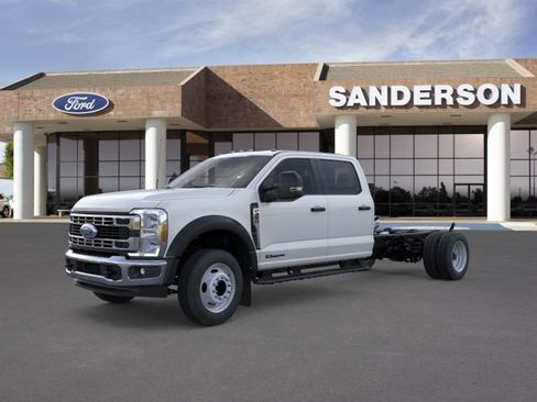 New 2026 Ford F450 XL w/ XL Chrome Package RWD image 2