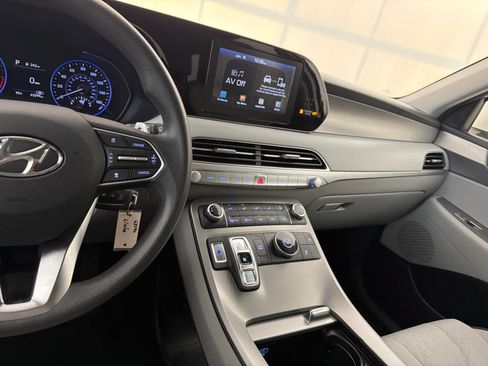 Used 2020 Hyundai Palisade SE FWD image 19