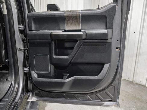 Used 2021 Ford F250 Lariat image 46