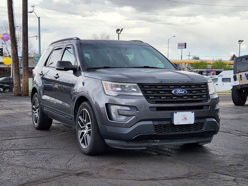 Used 2016 Ford Explorer Sport image 5