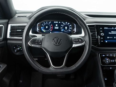 Used 2023 Volkswagen Atlas Cross Sport SE w/ Black Wheel Package AWD/4WD image 14