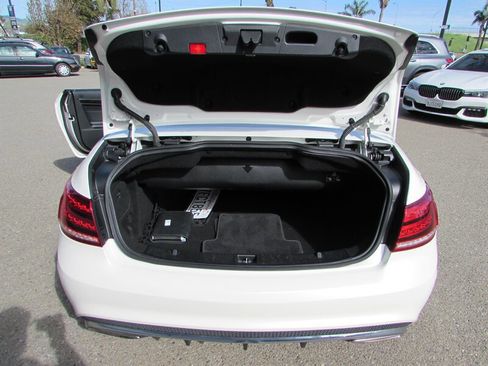 Used 2014 Mercedes-Benz E 550 Cabriolet image 37