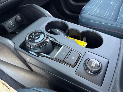 Used 2024 Ford Bronco Sport Heritage w/ Heritage Convenience Package image 28