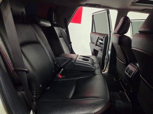 Used 2017 Toyota 4Runner TRD Off-Road Premium AWD/4WD image 65