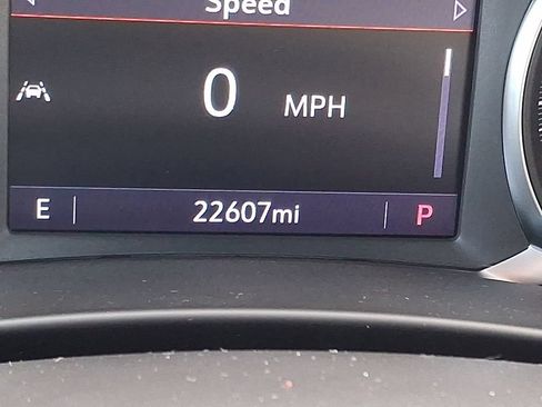 Certified 2023 GMC Terrain SLT w/ Elevation Edition AWD/4WD image 19