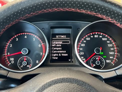 Used 2012 Volkswagen GTI 4-Door image 26