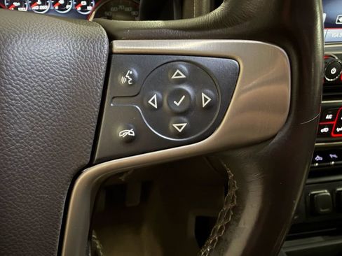 Used 2015 GMC Sierra 2500 Denali w/ Duramax Plus Package AWD/4WD image 12