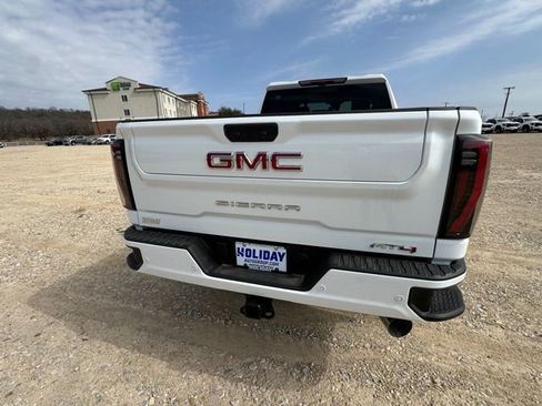 New 2026 GMC Sierra 2500 AT4 w/ AT4 Premium Plus Package image 6