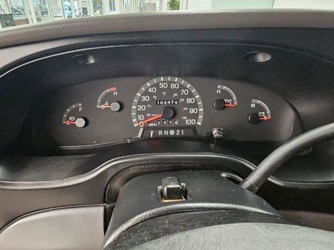 Used 2000 Ford E-150 and Econoline 150 Wagon image 12