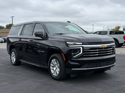 Used 2025 Chevrolet Suburban LT