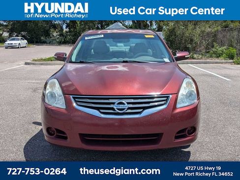 Used 2010 Nissan Altima 2.5 SL w/ SL Pkg FWD image 8