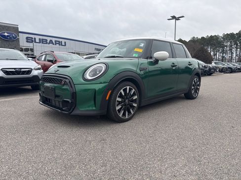Used 2024 MINI Cooper S image 2