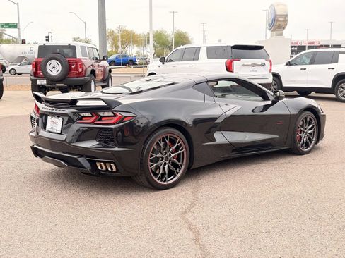 Used 2023 Chevrolet Corvette Stingray Premium Cpe w/ Z51 Performance Package RWD image 32