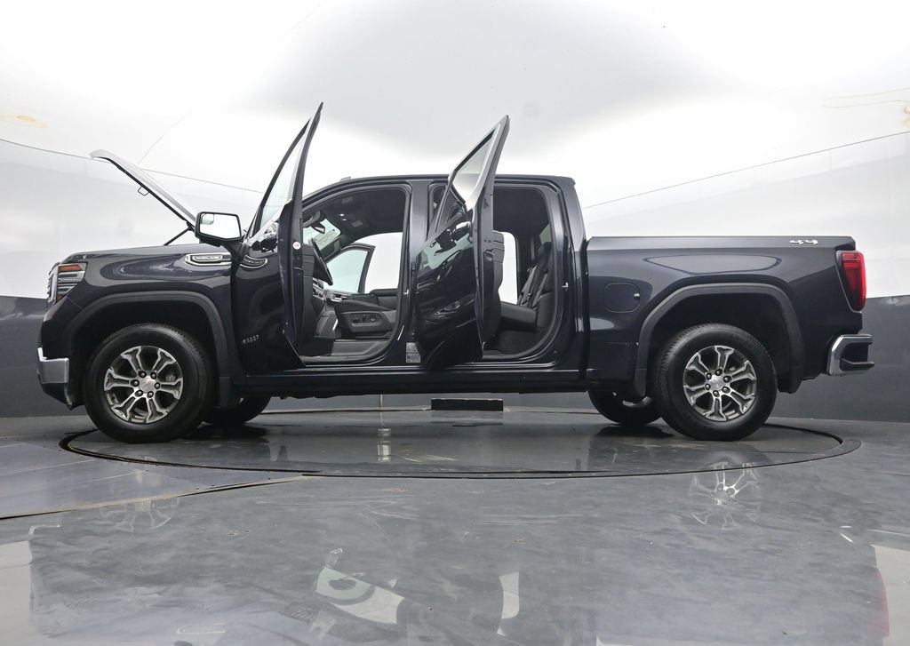 Used 2025 GMC Sierra 1500 SLT AWD/4WD image 65