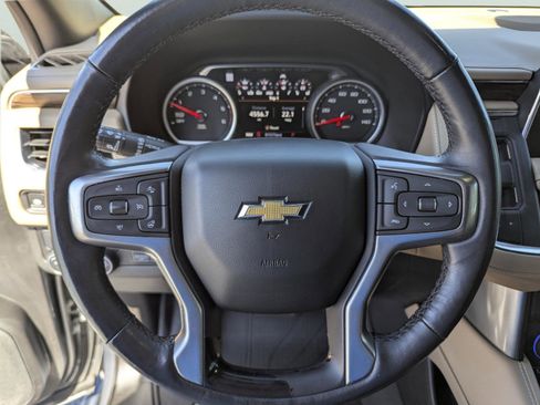 Used 2021 Chevrolet Tahoe Premier w/ Premium Package RWD image 39