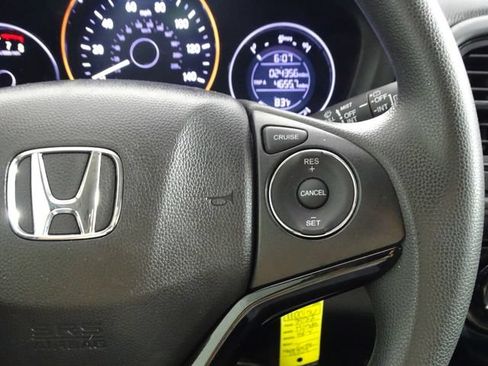 Used 2022 Honda HR-V LX image 21
