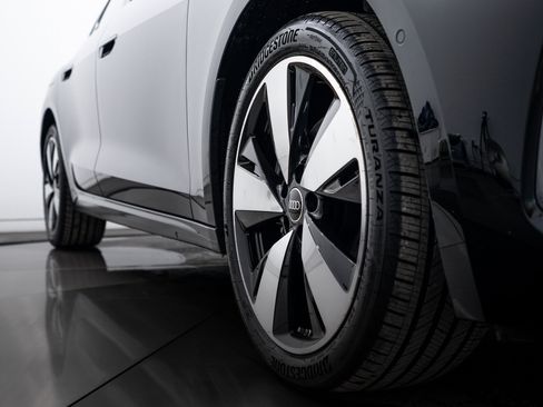 Certified 2025 Audi A5 2.0T Premium Plus w/ Premium Plus image 19