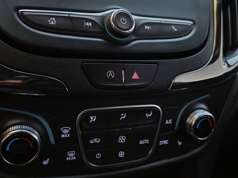 Used 2023 Chevrolet Equinox RS w/ LPO, Cargo Package image 22